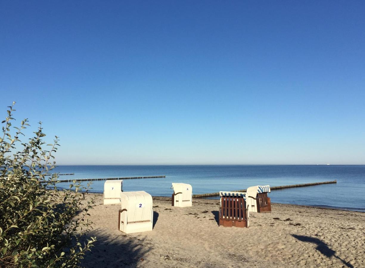 Aparthotel Waterkant Suites 2-Raum Fewo Am Meer Mit Spa Börgerende-Rethwisch Esterno foto