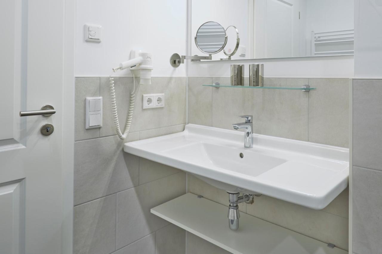 Aparthotel Waterkant Suites 2-Raum Fewo Am Meer Mit Spa Börgerende-Rethwisch Esterno foto